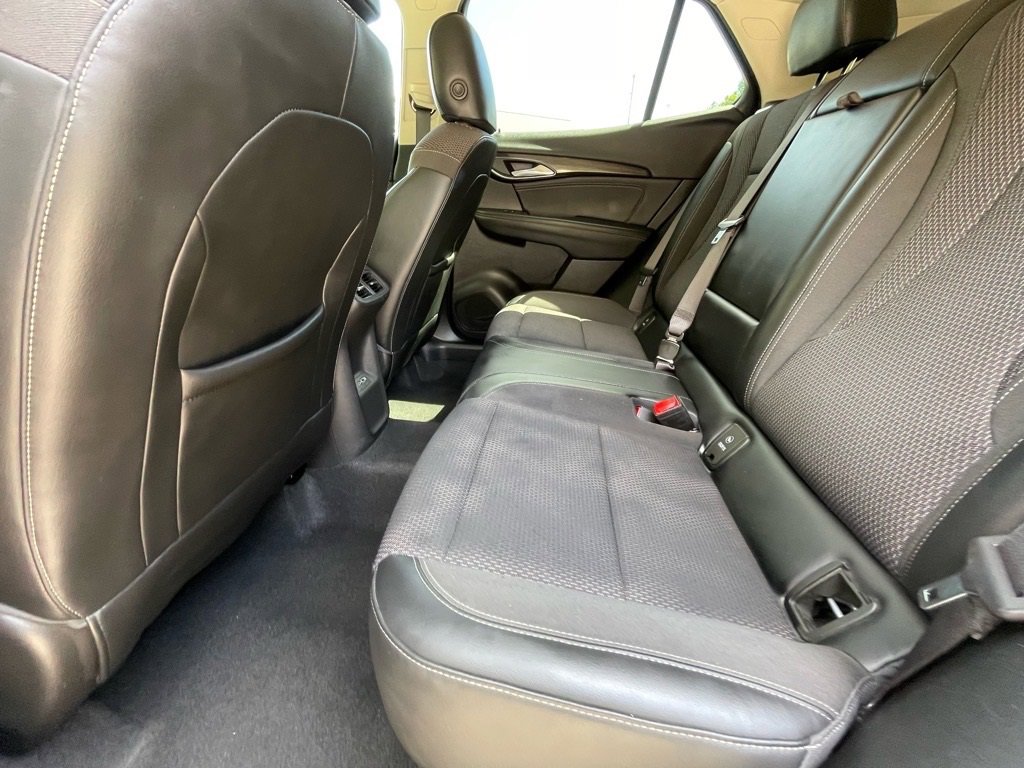 Used 2023 Buick Envision Preferred image 22