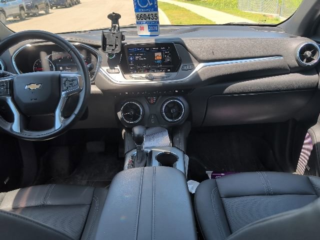 Used 2022 Chevrolet Blazer LT w/ Sound & Technology Package AWD/4WD image 10