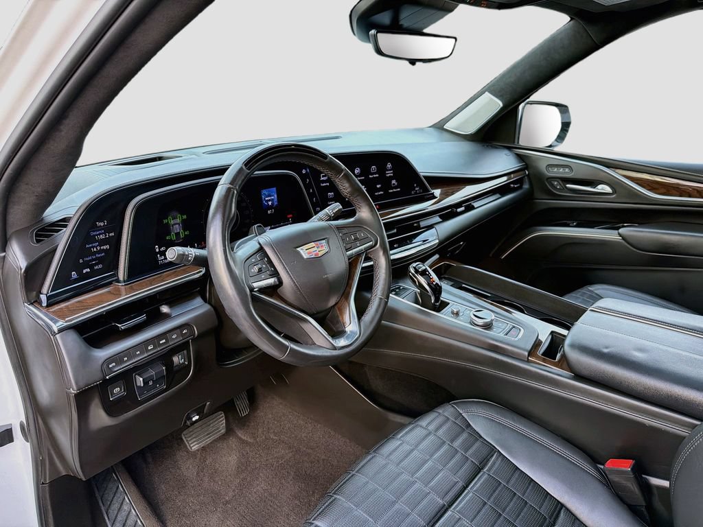 Used 2023 Cadillac Escalade ESV Sport Platinum w/ LPO, ONYX Package AWD/4WD image 9