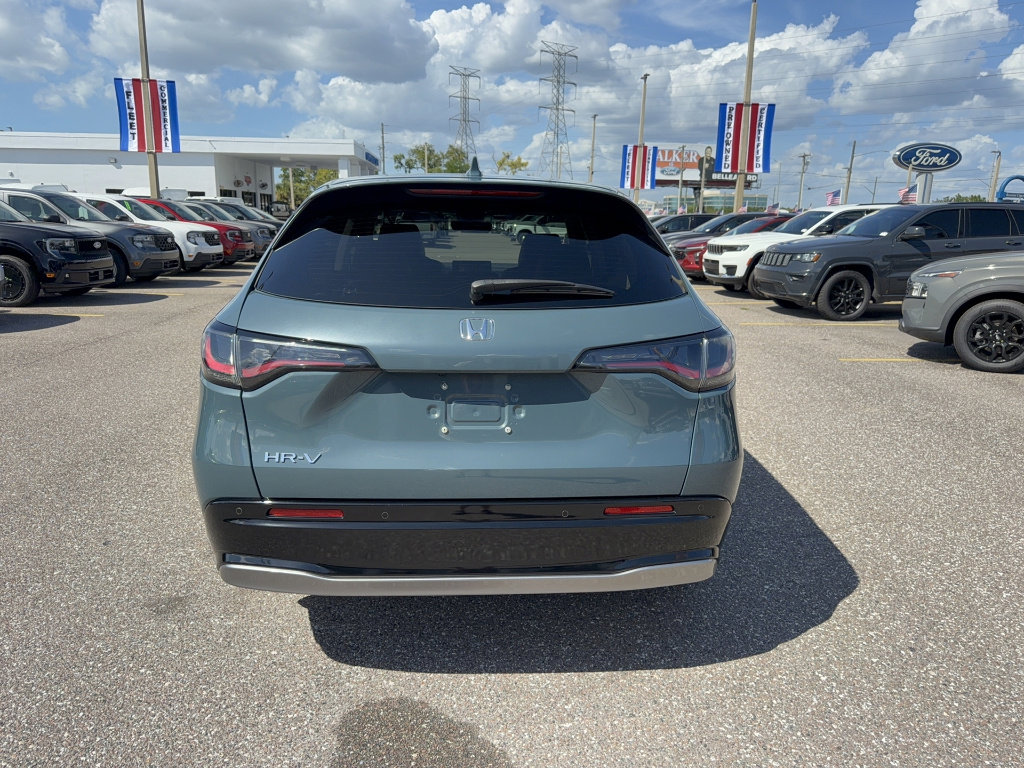 Used 2023 Honda HR-V EX-L image 6