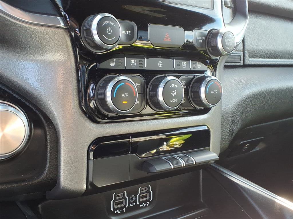 Used 2024 RAM 1500 Laramie AWD/4WD image 14