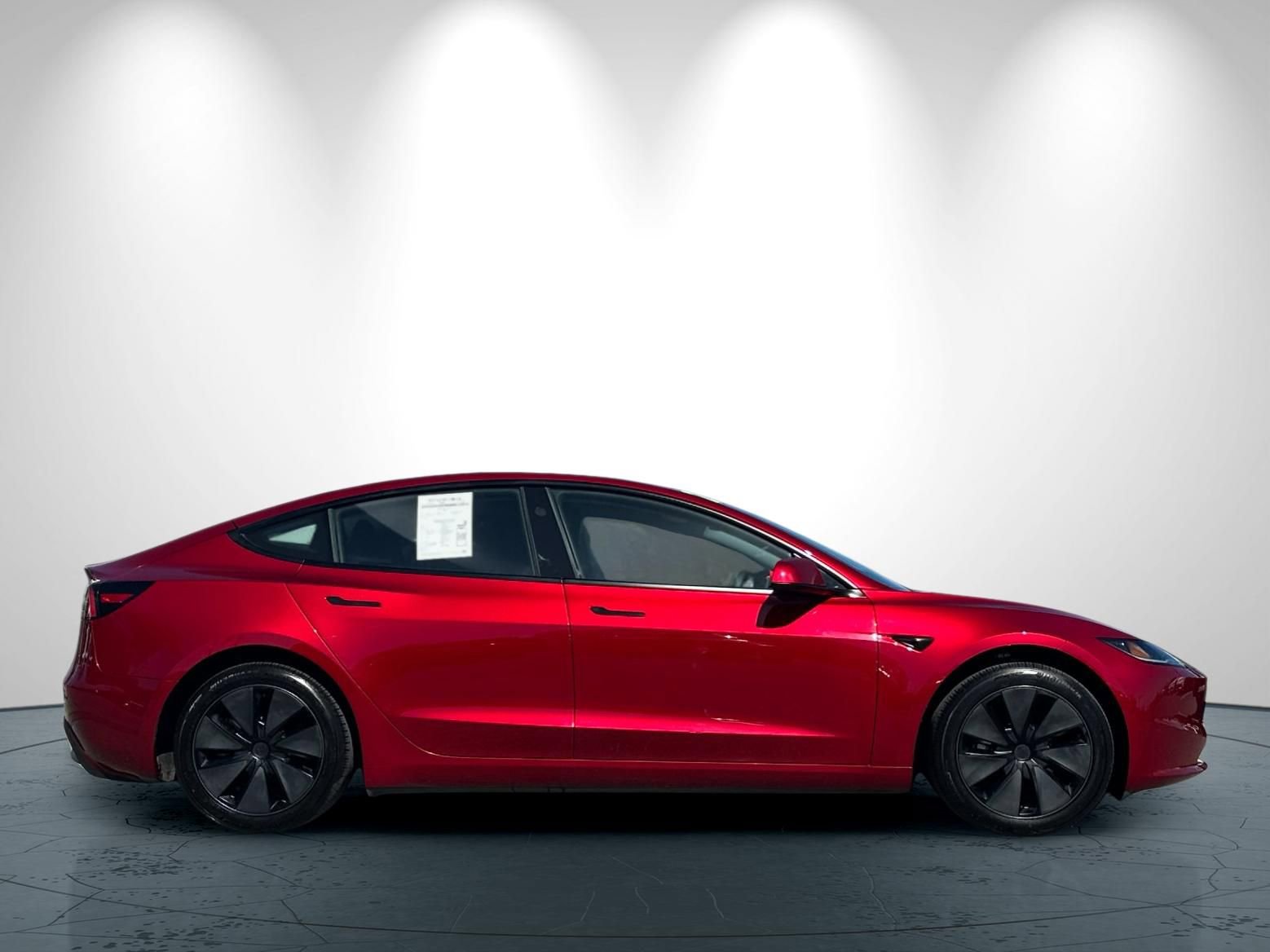 Used 2024 Tesla Model 3 Standard Range image 3