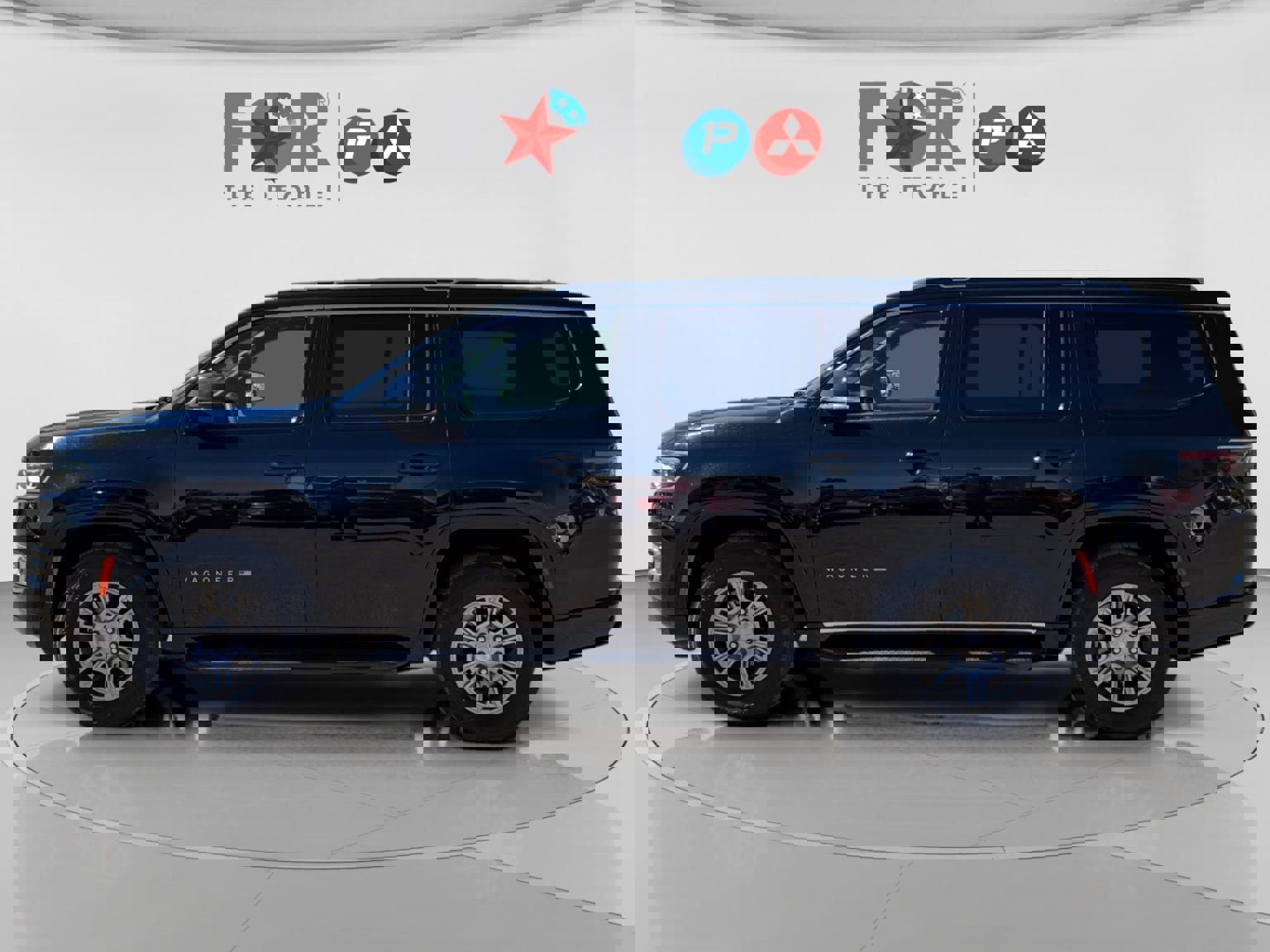 Used 2023 Jeep Wagoneer 4WD image 2