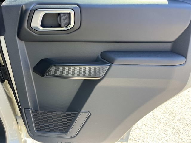 Used 2025 Ford Bronco Outer Banks AWD/4WD image 23