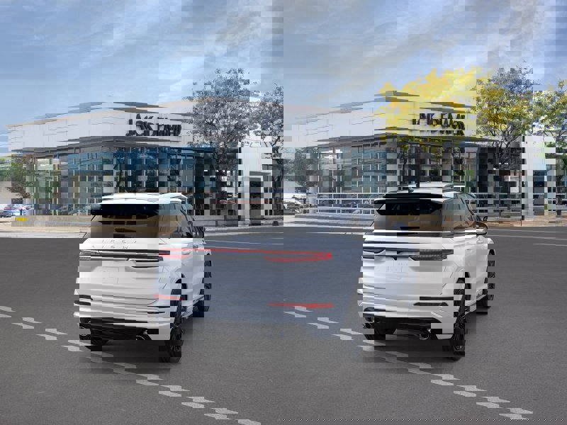 New 2026 Lincoln Corsair Premiere image 8