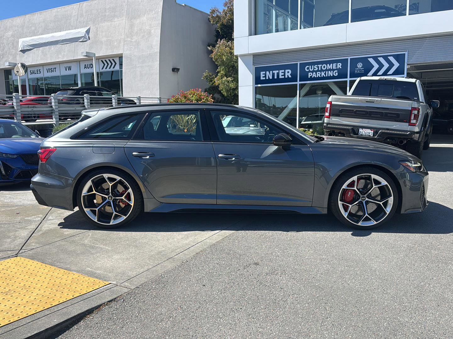 Used 2025 Audi RS 6 performance AWD/4WD image 4