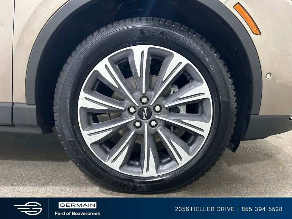 Used 2020 Lincoln Corsair Reserve image 11