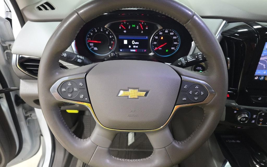 Used 2020 Chevrolet Traverse Premier w/ LPO, Floor Liner Package FWD image 9