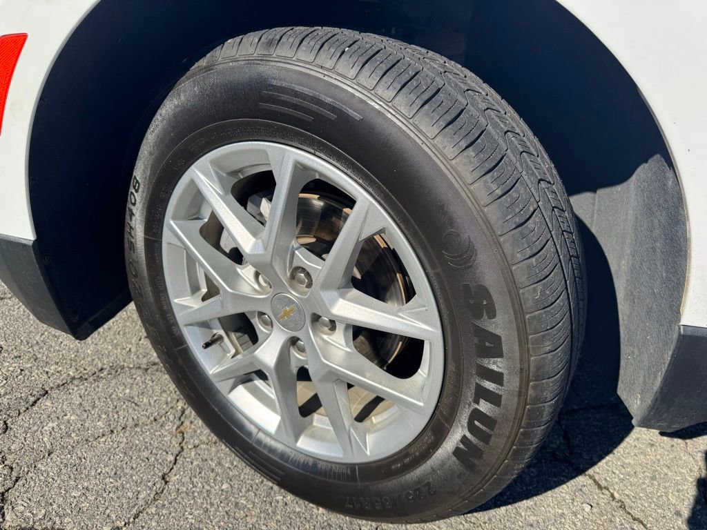 Used 2022 Chevrolet Equinox LT image 38