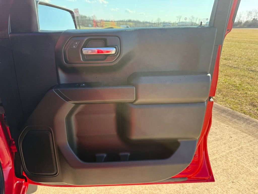 Used 2023 Chevrolet Silverado 1500 Custom image 19
