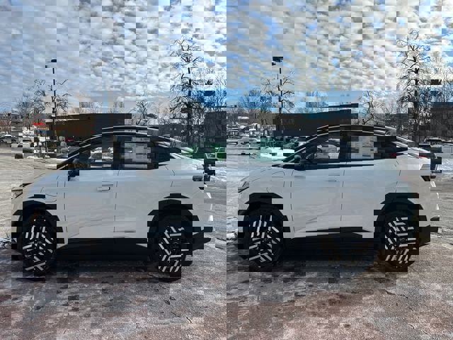 New 2026 Nissan Leaf SV+ w/ Floor Mat Package (SV+) image 3