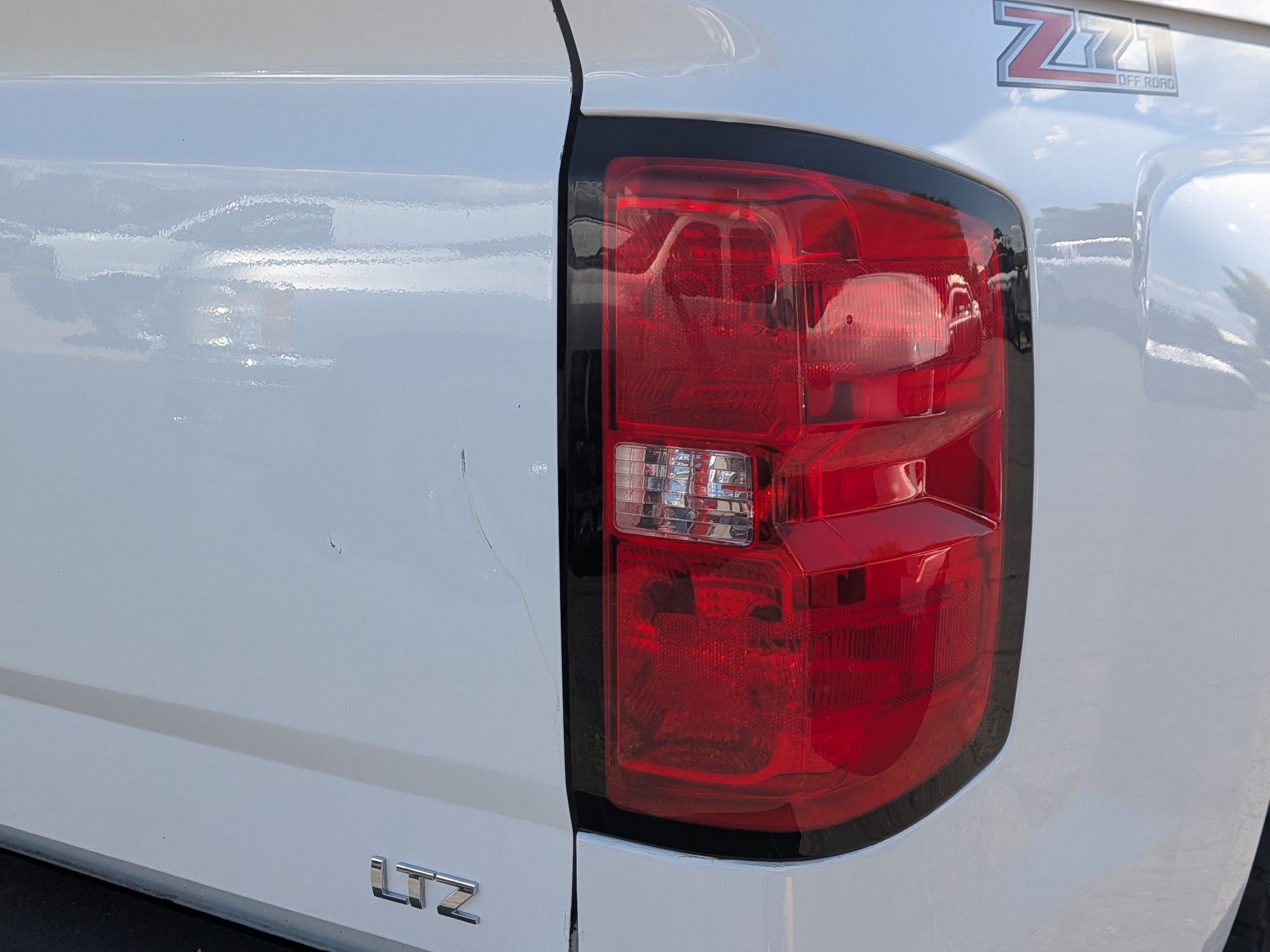 Used 2016 Chevrolet Silverado 3500 LTZ w/ Duramax Plus Package AWD/4WD image 11