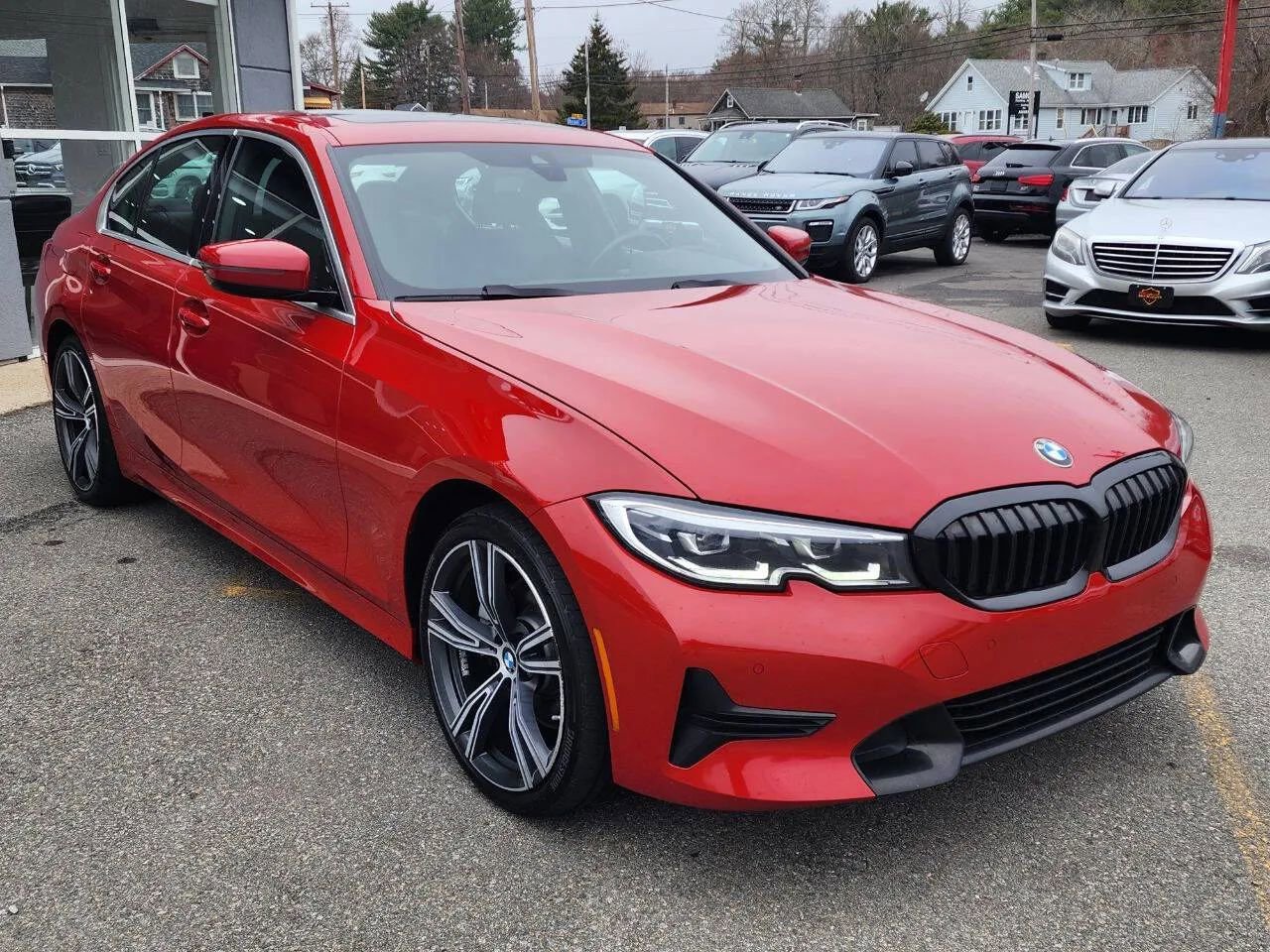 Used 2021 BMW 330i xDrive Sedan w/ Convenience Package image 3