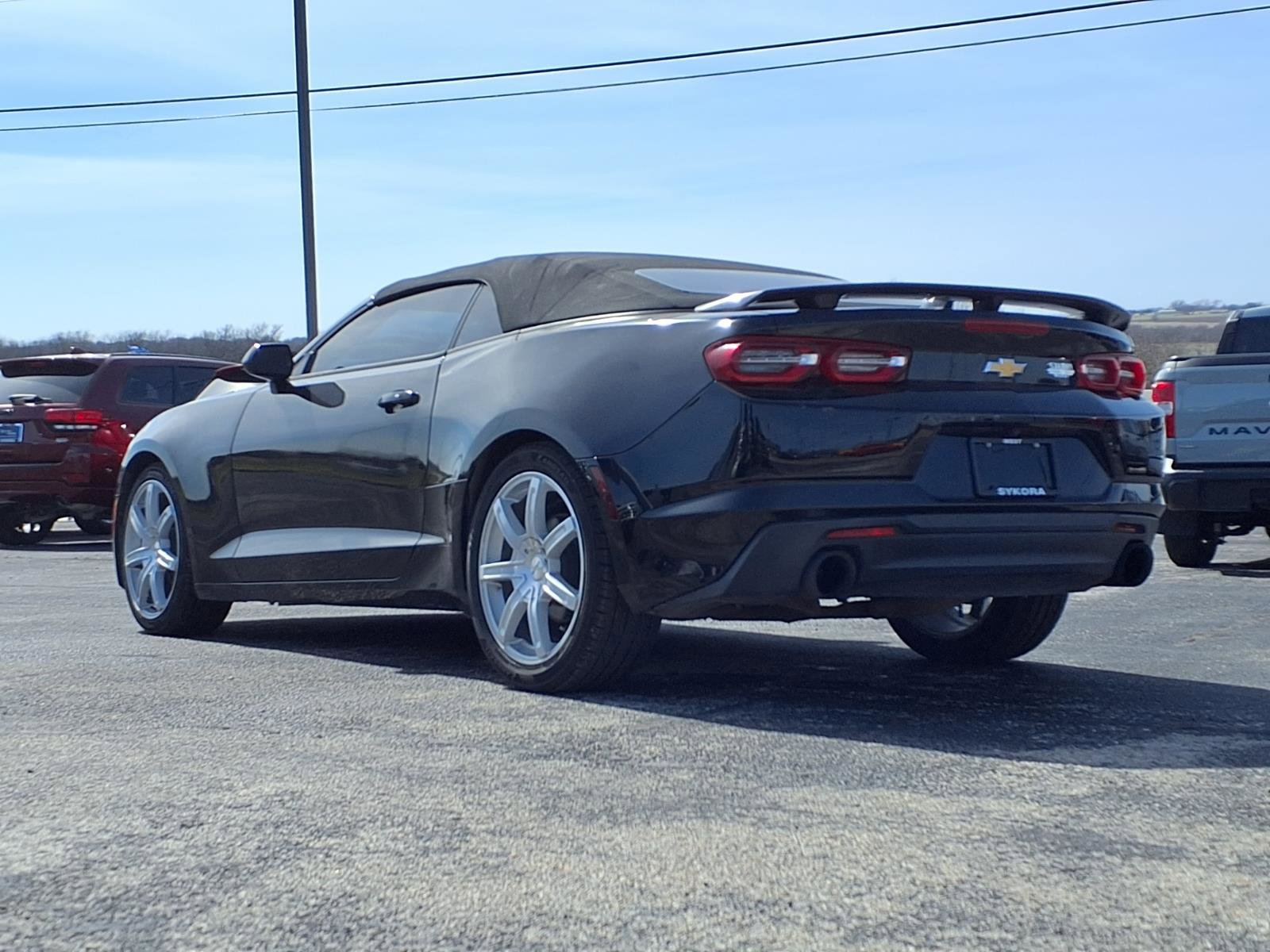 Used 2019 Chevrolet Camaro LT image 7