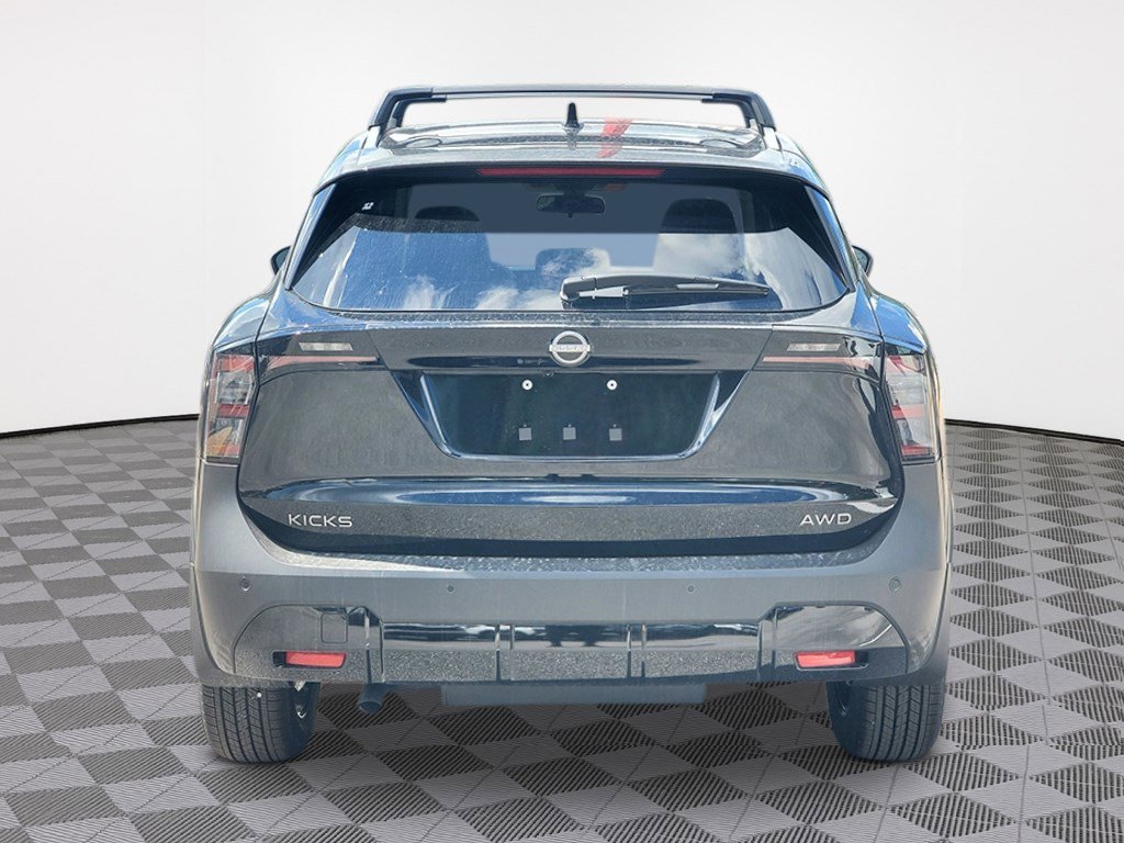 New 2026 Nissan Kicks SV w/ SV Premium Package image 4