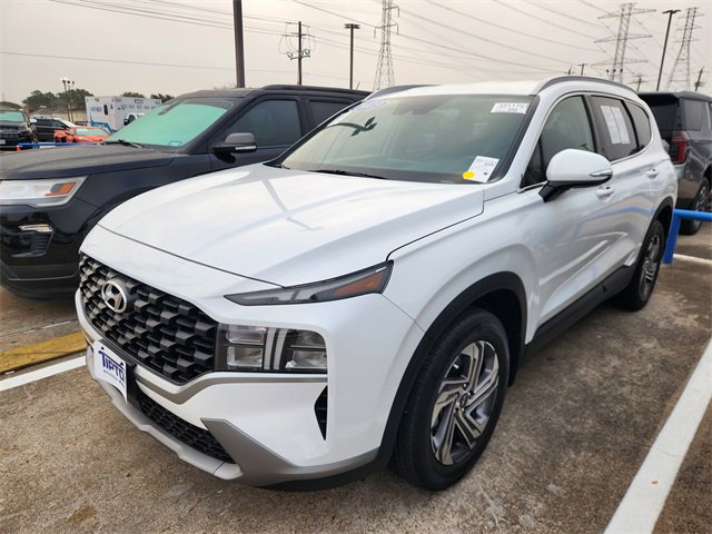 Used 2023 Hyundai Santa Fe SEL image 3