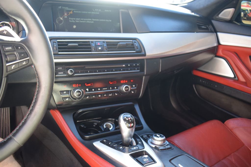Used 2013 BMW M5 image 18