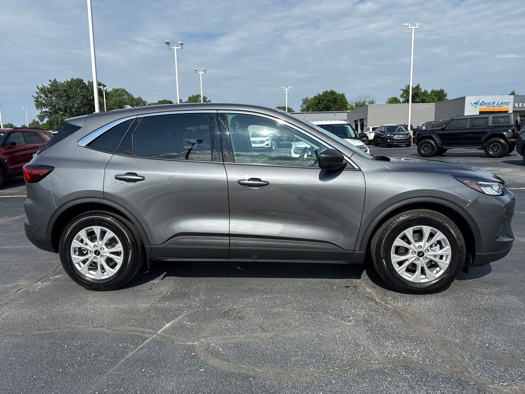 Used 2023 Ford Escape Active w/ Cold Weather Package image 6