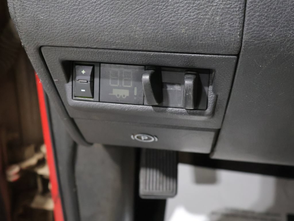 Used 2011 RAM 2500 ST w/ ST Popular Equipment Group AWD/4WD image 29