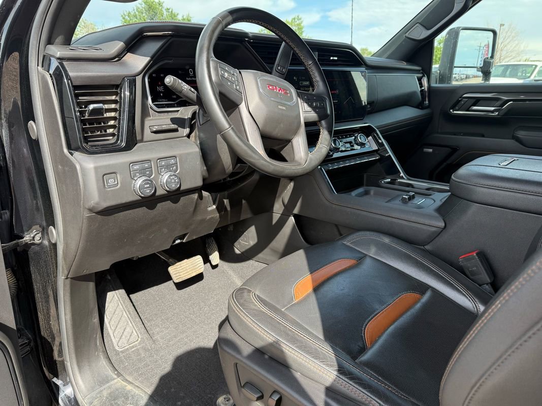Used 2024 GMC Sierra 3500 AT4 w/ AT4 Premium Plus Package AWD/4WD image 30