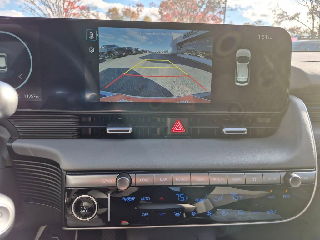 Used 2025 Hyundai Ioniq 5 SE image 15