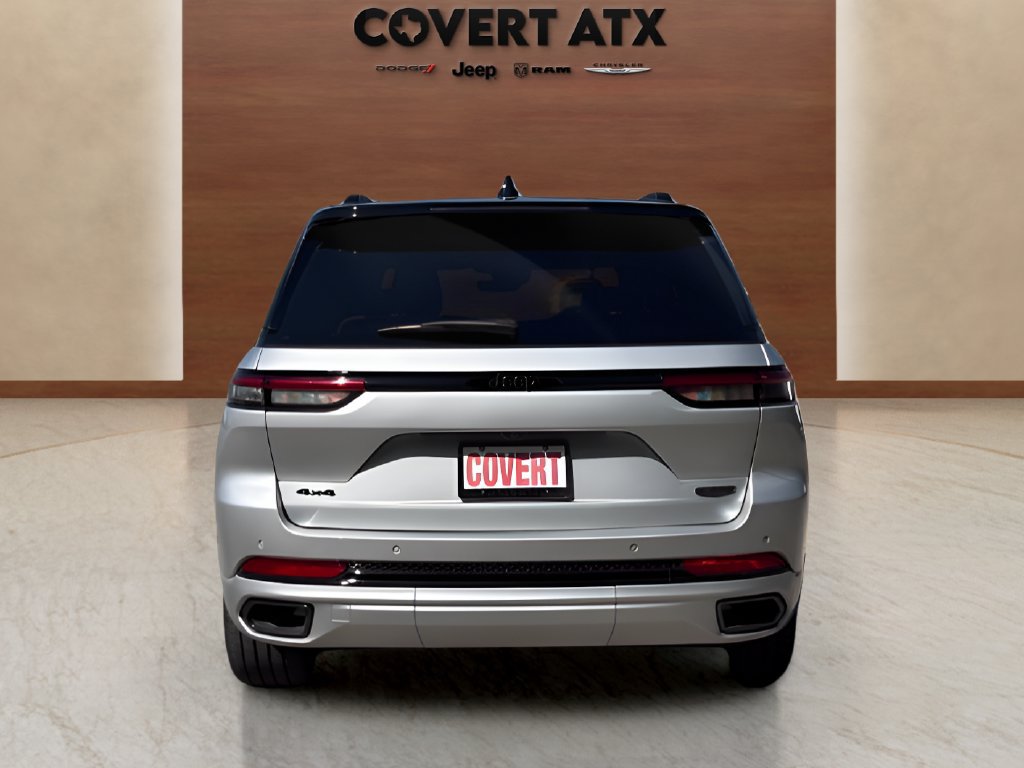 Used 2025 Jeep Grand Cherokee Summit w/ Obsidian Package AWD/4WD image 4