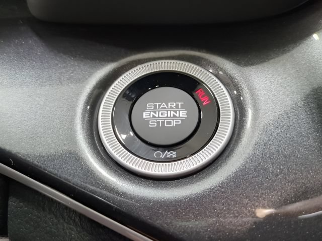 Used 2023 Jeep Grand Cherokee Altitude AWD/4WD image 11