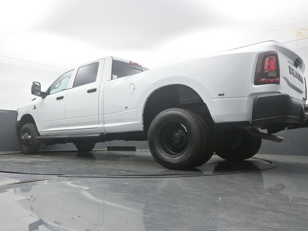 New 2026 RAM 3500 Tradesman AWD/4WD image 61