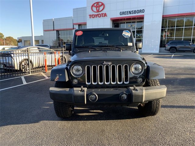 Used 2017 Jeep Wrangler Unlimited Sahara w/ Connectivity Group image 3