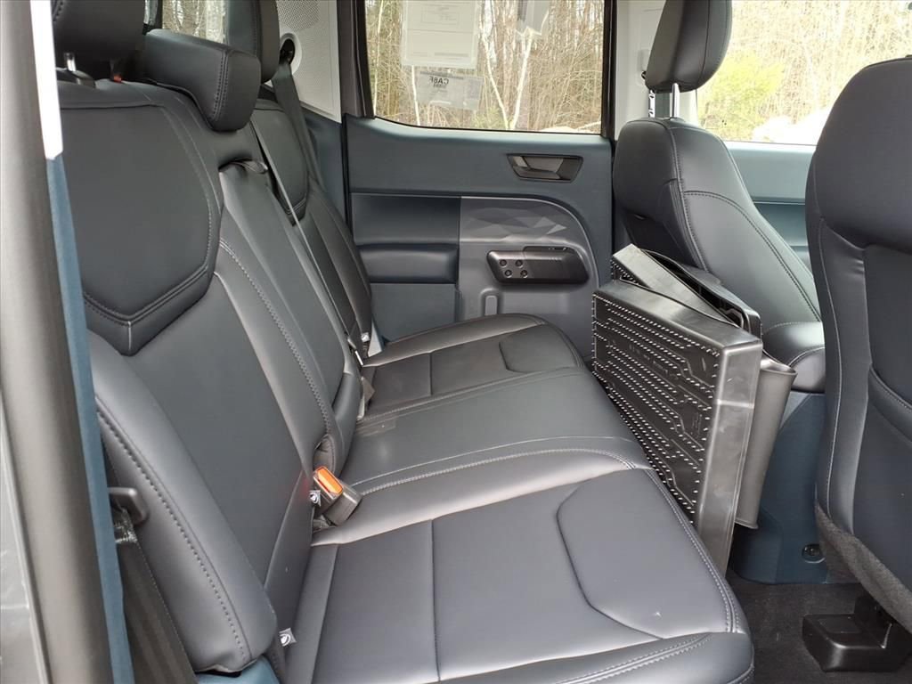 New 2026 Ford Maverick Lariat w/ Black Appearance Package image 14