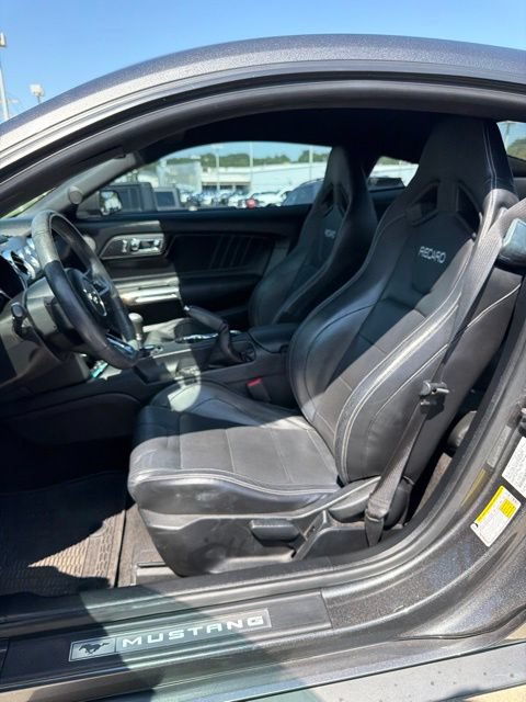 Used 2017 Ford Mustang GT Premium w/ GT Performance Package RWD image 14