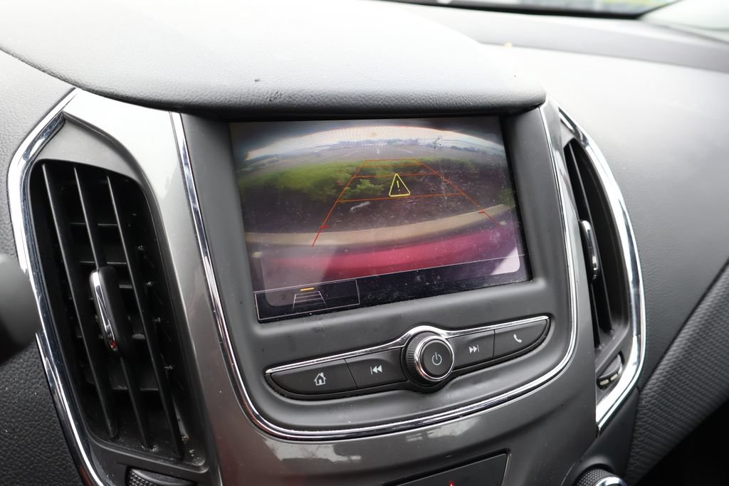 Used 2019 Chevrolet Cruze LT w/ Sun And Sound Package FWD image 24