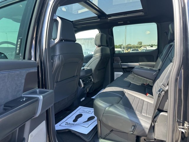 New 2026 Ford F250 Platinum image 28