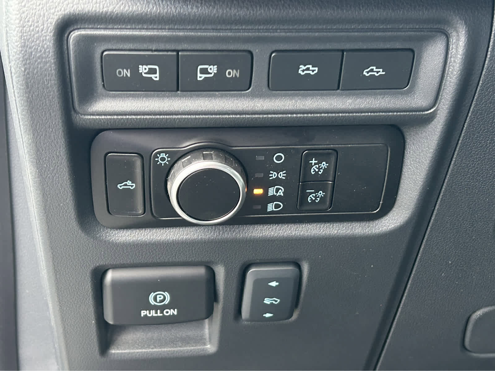 New 2023 Ford F150 Lightning Lariat image 30