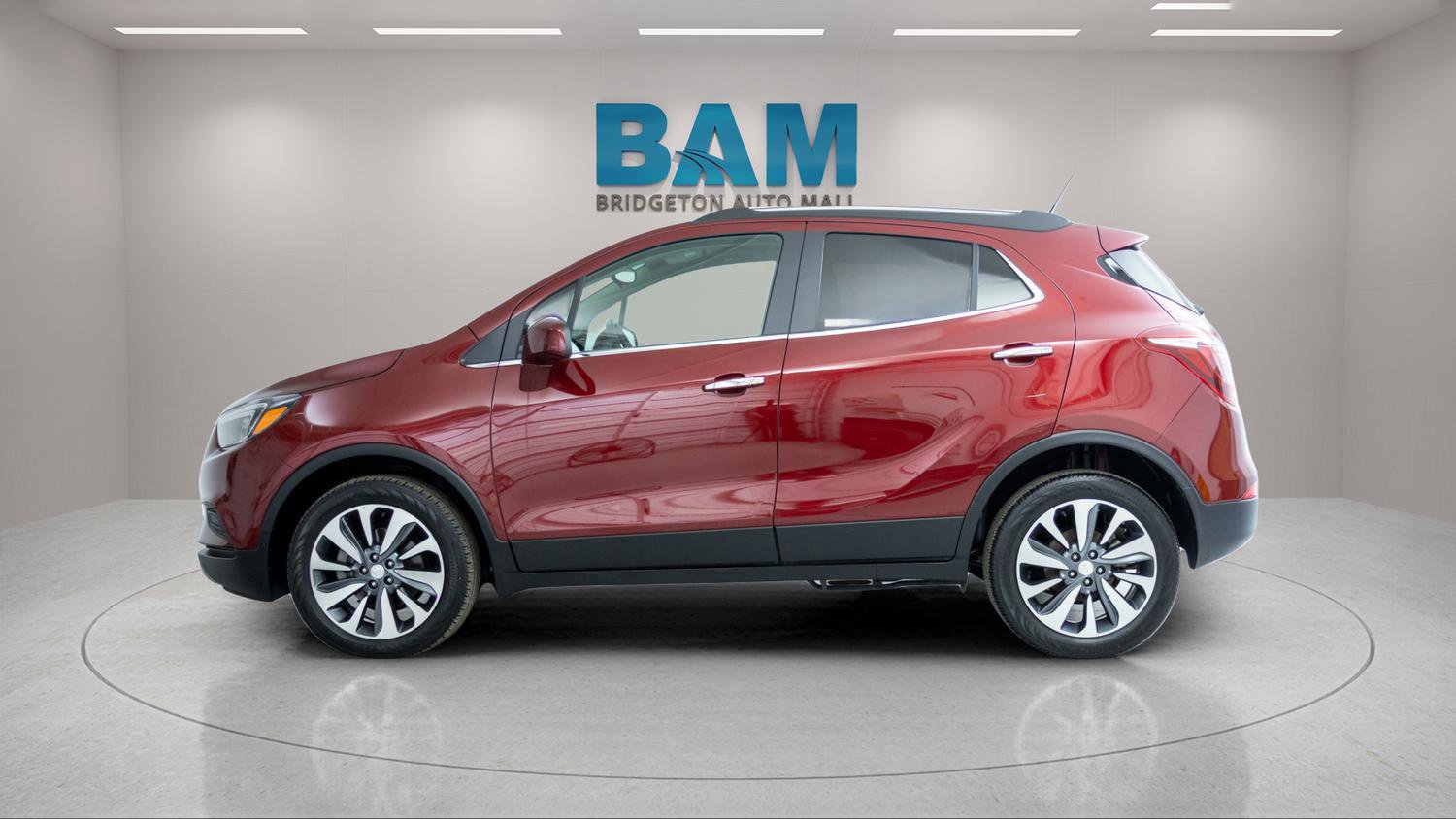 Certified 2022 Buick Encore Preferred AWD/4WD image 4