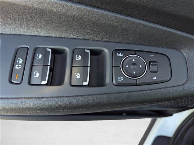 Used 2022 Hyundai Santa Fe SEL w/ Convenience Package FWD image 10
