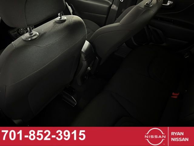 Used 2022 Jeep Renegade Latitude w/ Convenience Group image 25