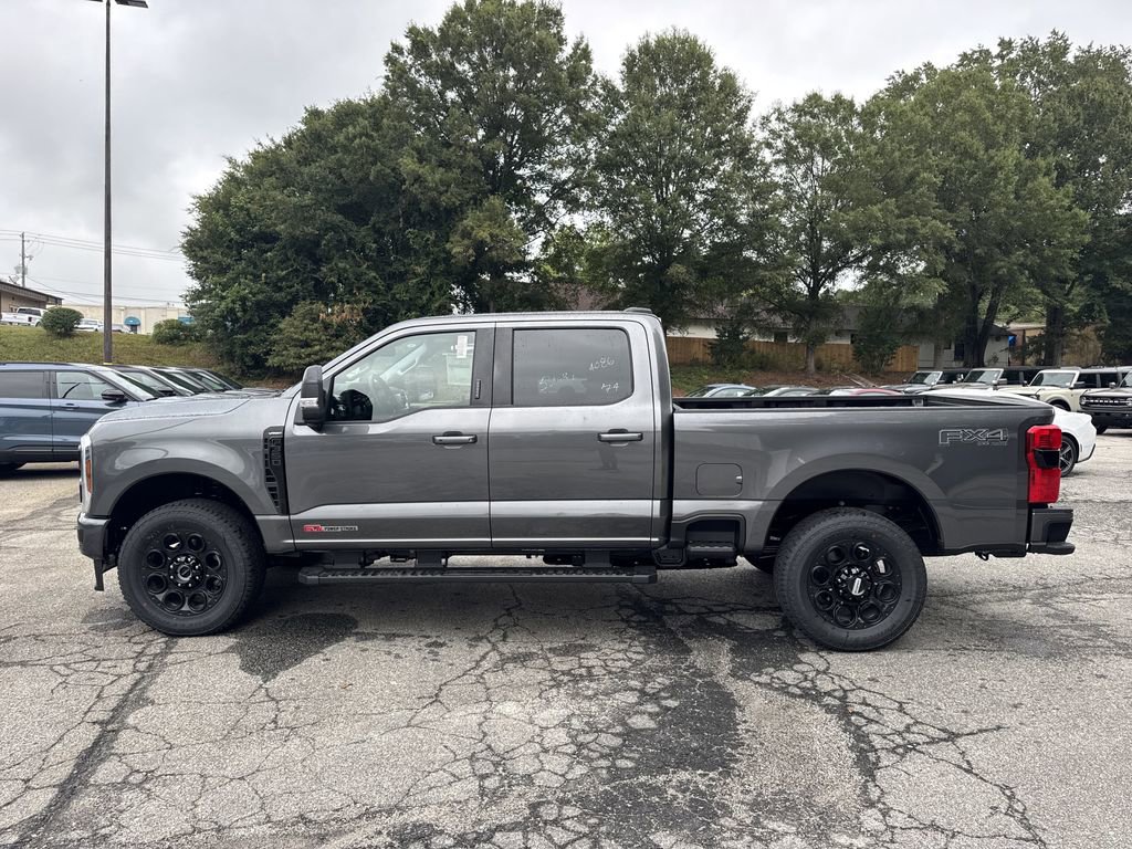 New 2026 Ford F350 Lariat w/ Black Appearance Package image 8
