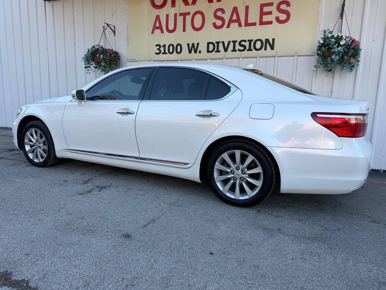 Used 2010 Lexus LS 460 AWD image 9