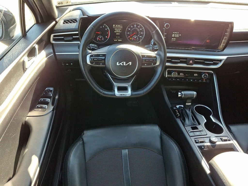 Used 2024 Kia K5 GT-Line w/ GT-Line Premium Package image 17