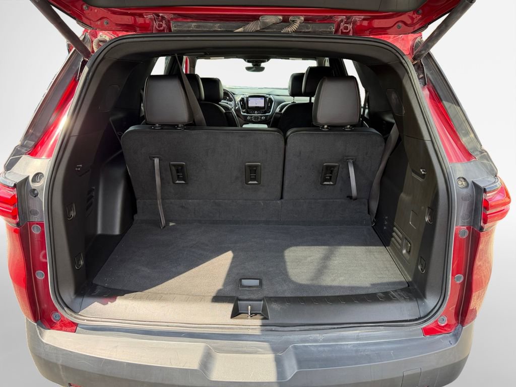 Used 2023 Chevrolet Traverse RS AWD/4WD image 25