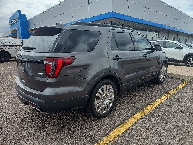 Used 2016 Ford Explorer Sport w/ Equipment Group 401A AWD/4WD image 3
