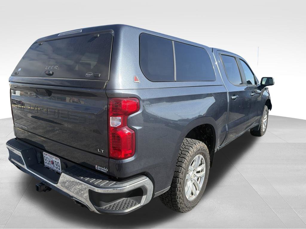 Used 2022 Chevrolet Silverado 1500 LT AWD/4WD image 27