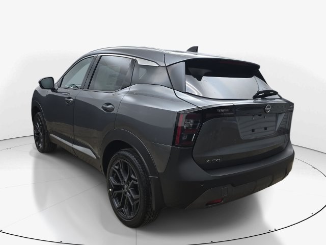 New 2027 Nissan Kicks SR w/ SR Premium Package FWD image 8