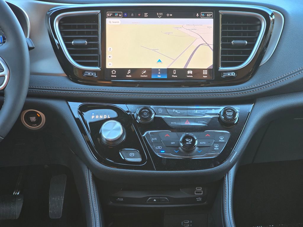 New 2026 Chrysler Pacifica Pinnacle image 31