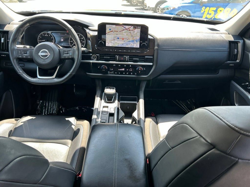 Certified 2022 Nissan Pathfinder SL w/ SL Black Package FWD image 12