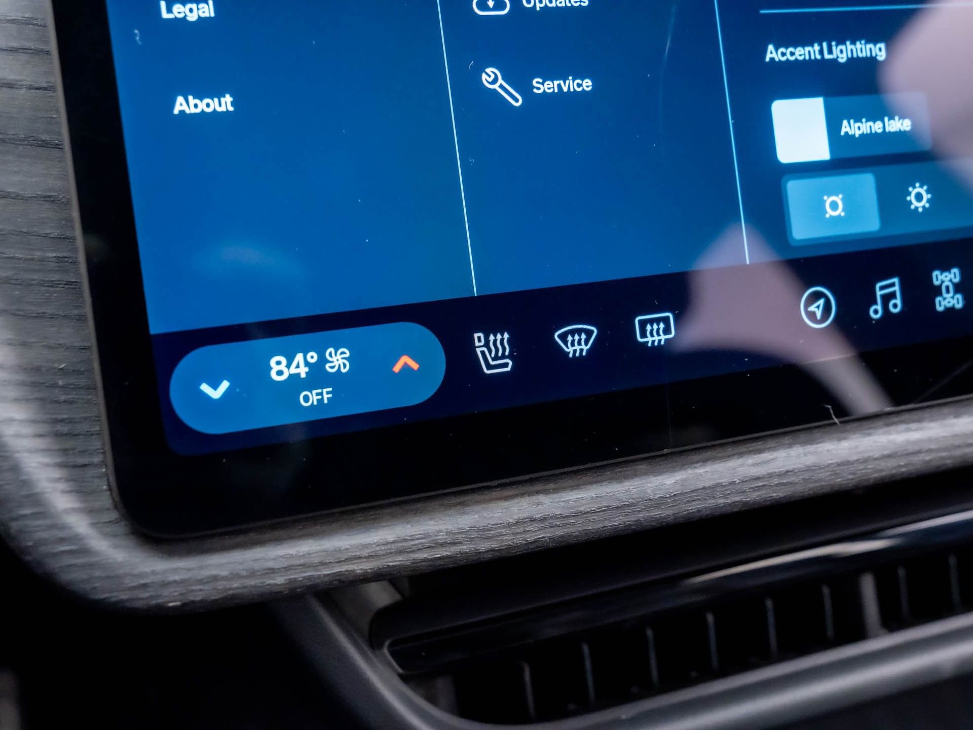 Used 2022 Rivian R1S Launch Edition image 27