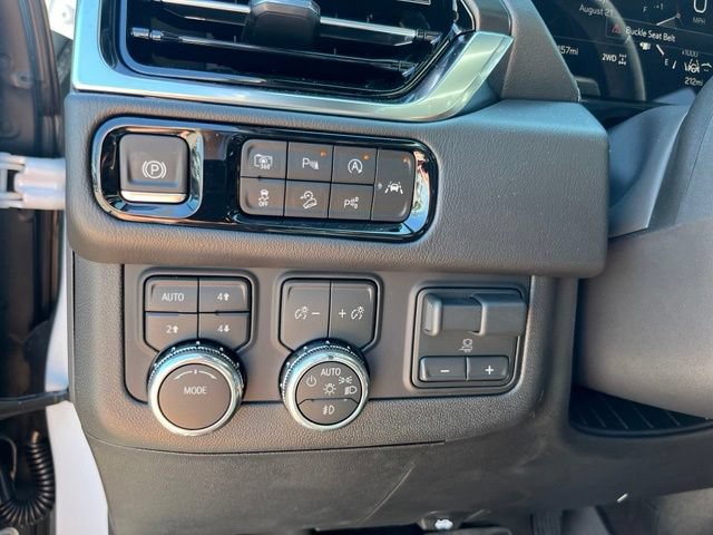 New 2026 GMC Yukon XL Denali w/ Denali Reserve Package AWD/4WD image 28