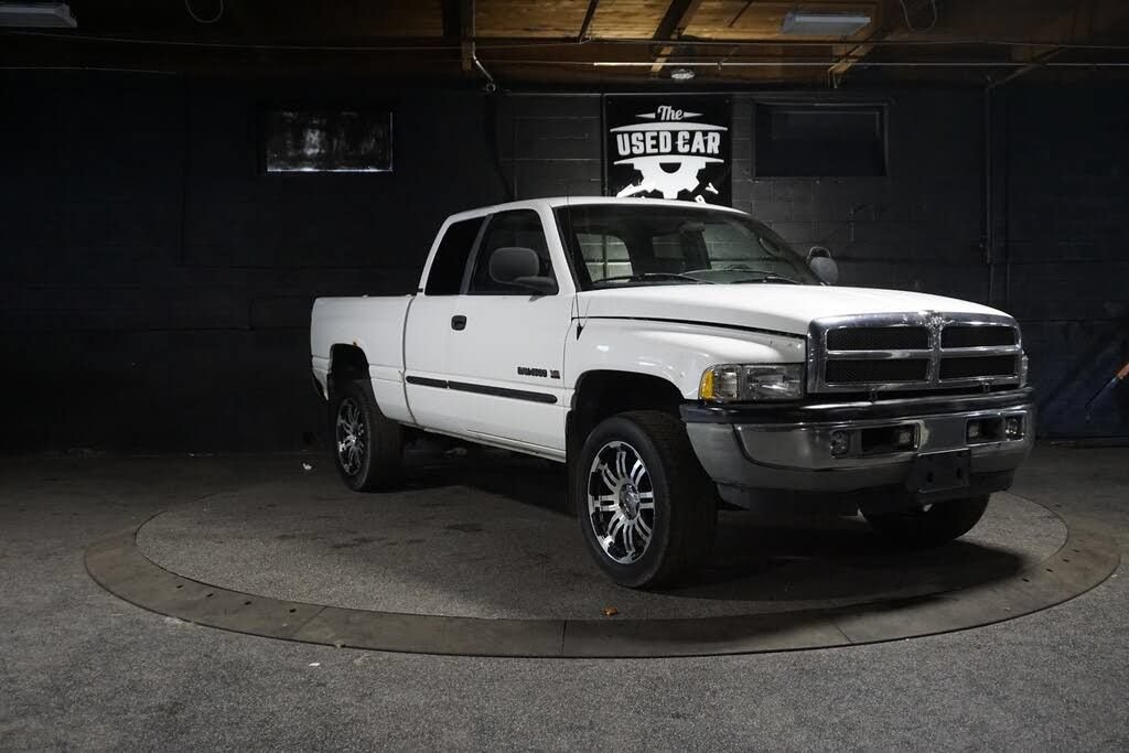 Used 2000 Dodge Ram 1500 Truck 4x4 Club Cab image 9