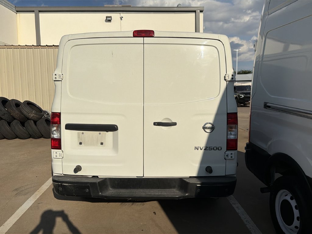 Used 2021 Nissan NV 2500 SV RWD image 3